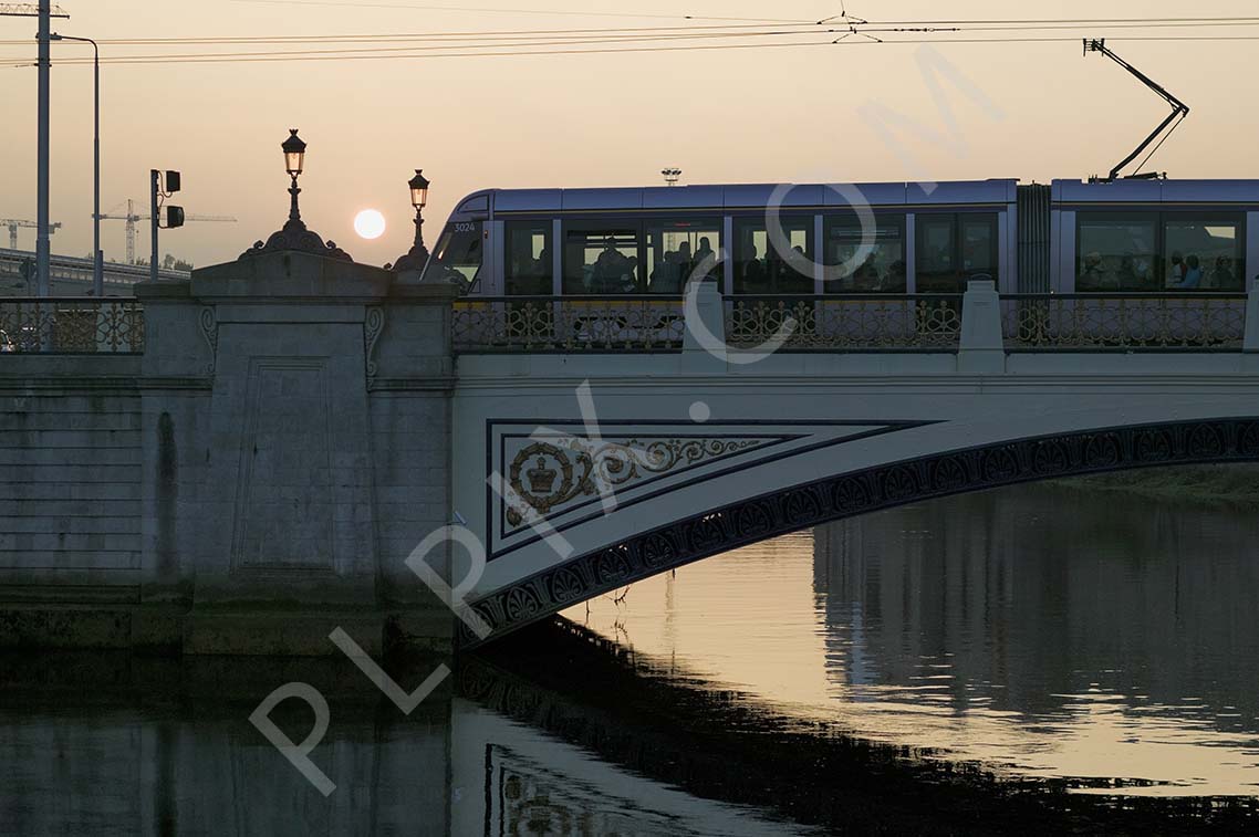 Royalty free stock image The Wolftone Quay Bridge Dublin stock.txt