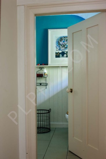 Interior photography of a bathroom storage